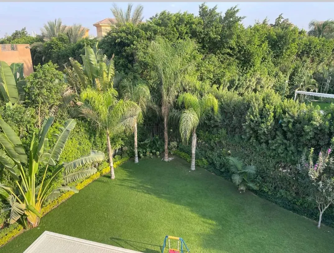 Villa for sale in October Hills 2 in 6th of October City of 425 m² with 4 bedrooms