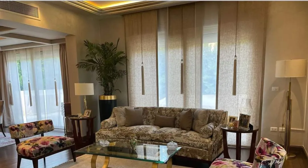 Villa for sale in October Hills 2 in 6th of October City of 425 m² with 4 bedrooms