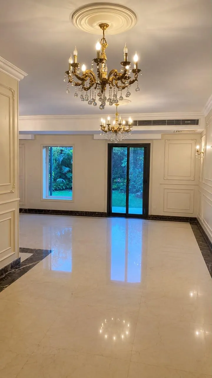 Apartment for sale in The Courtyards in 6th of October City of 201 m² with 3 bedrooms