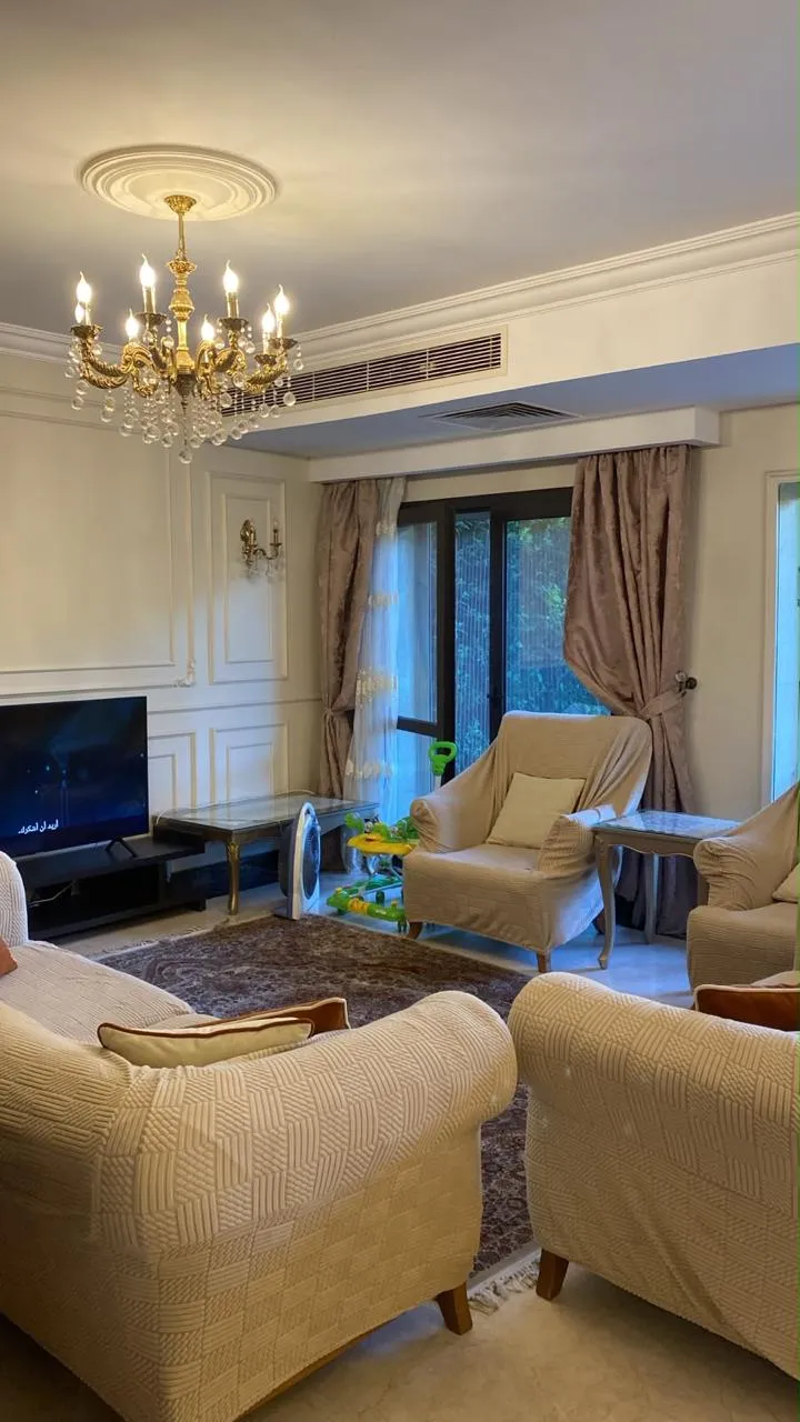 Apartment for sale in The Courtyards in 6th of October City of 201 m² with 3 bedrooms