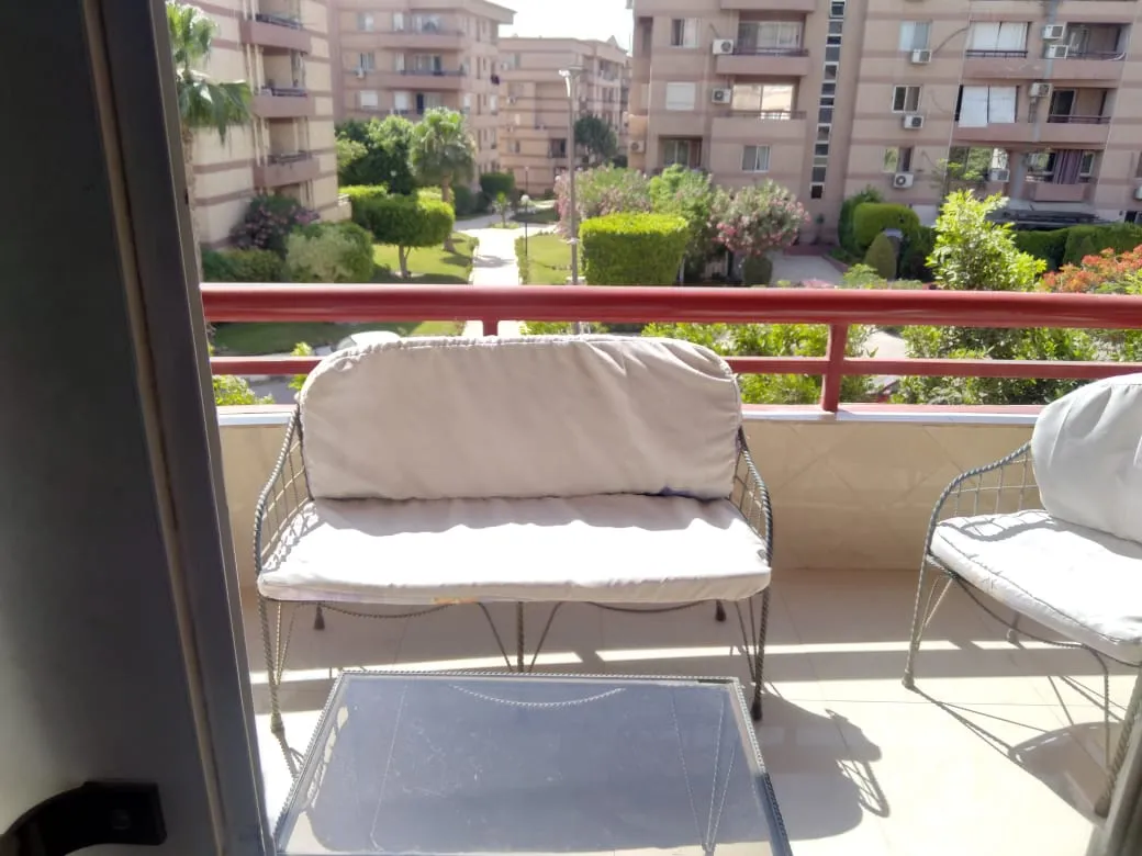 Apartment for sale in El Rehab in New Cairo of 225 m² with 3 bedrooms