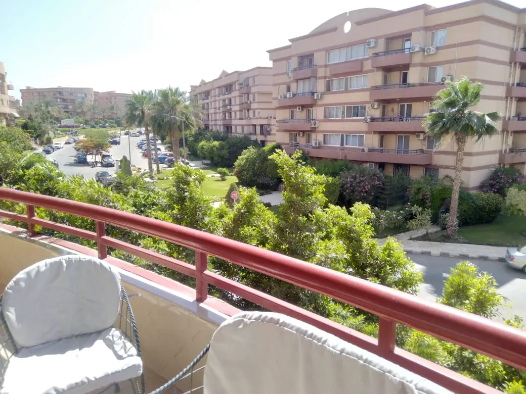 Apartment for sale in El Rehab in New Cairo of 225 m² with 3 bedrooms