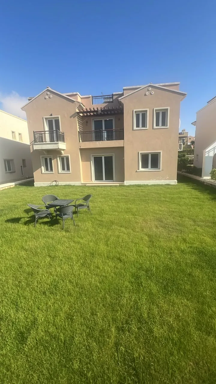 Villa for sale in Mountain View Ras El Hekma in Ras El Hekma of 275 m² with 5 bedrooms
