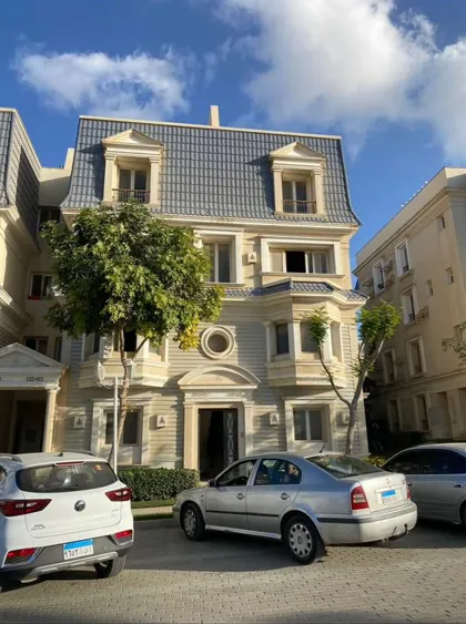 Duplex for sale in Mountain View October Park in 6th of October City of 326 m² with 3 bedrooms