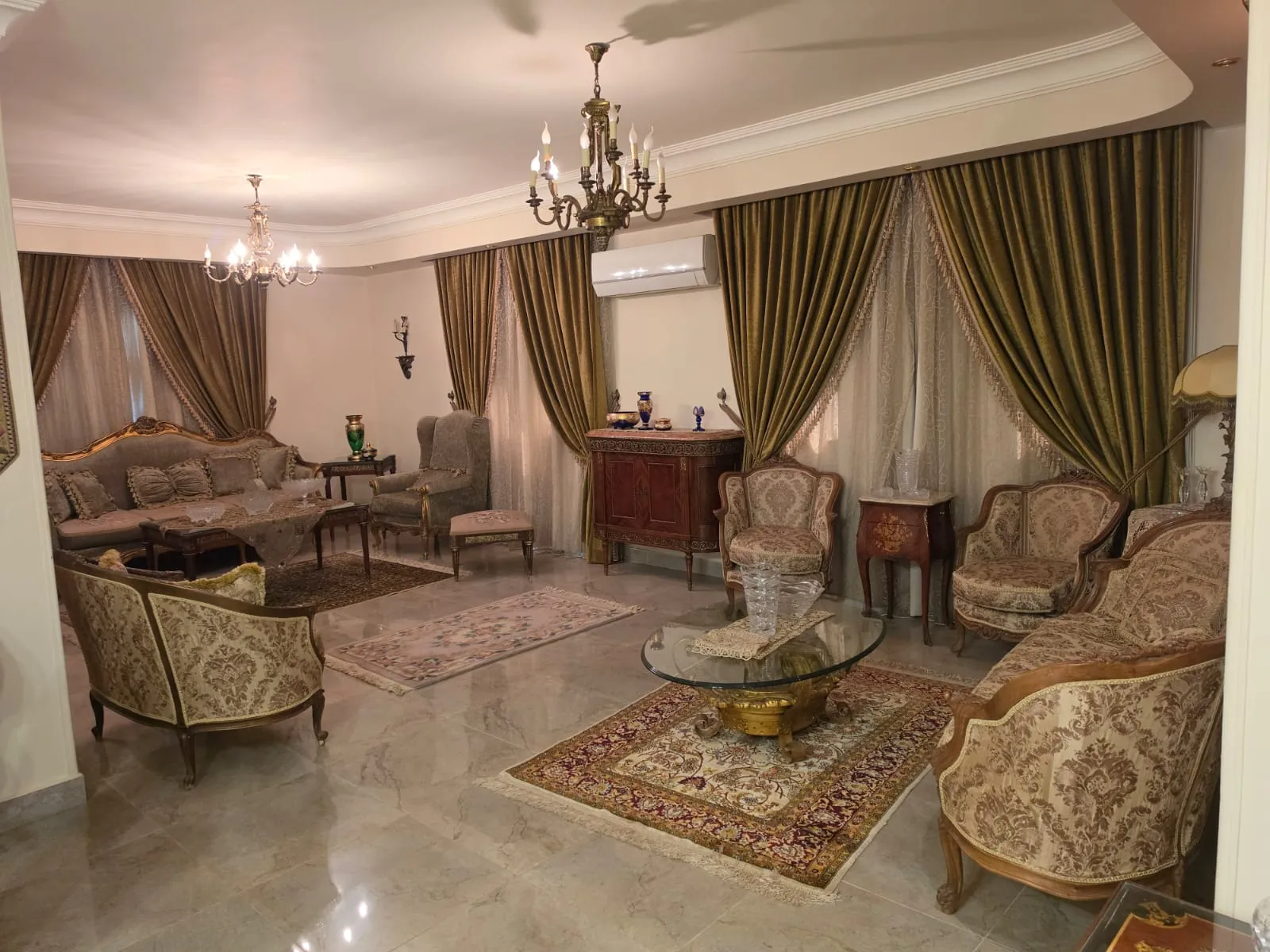 Twinhouse for sale in Greens in El Sheikh Zayed of 303 m² with 3 bedrooms