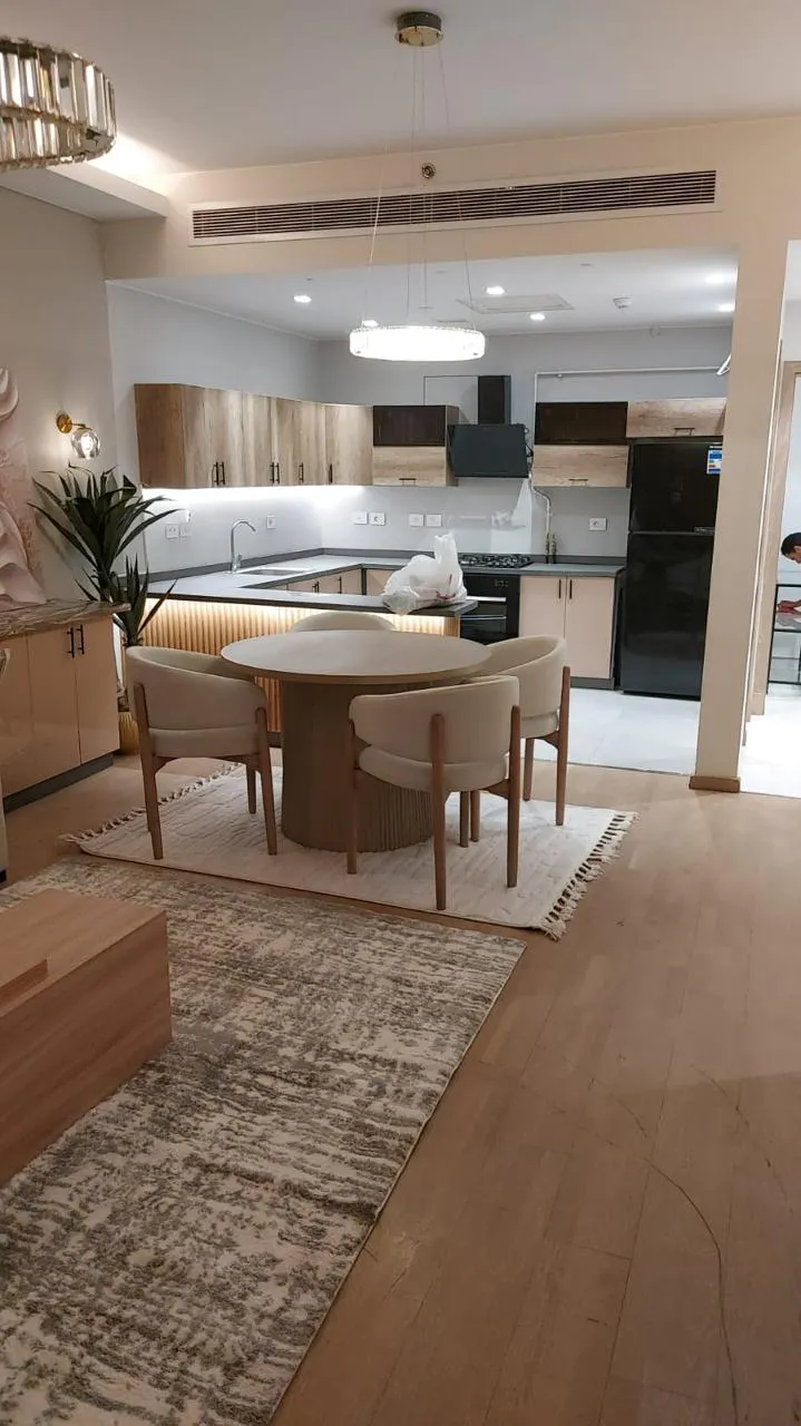 Apartment for sale in AEON Towers in 6th of October City of 168 m² with 2 bedrooms
