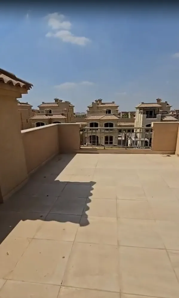 Villa for sale in LA VISTA CITY in New Capital City of 303 m² with 3 bedrooms