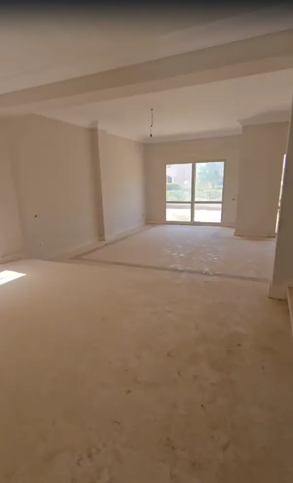 Villa for sale in LA VISTA CITY in New Capital City of 303 m² with 3 bedrooms