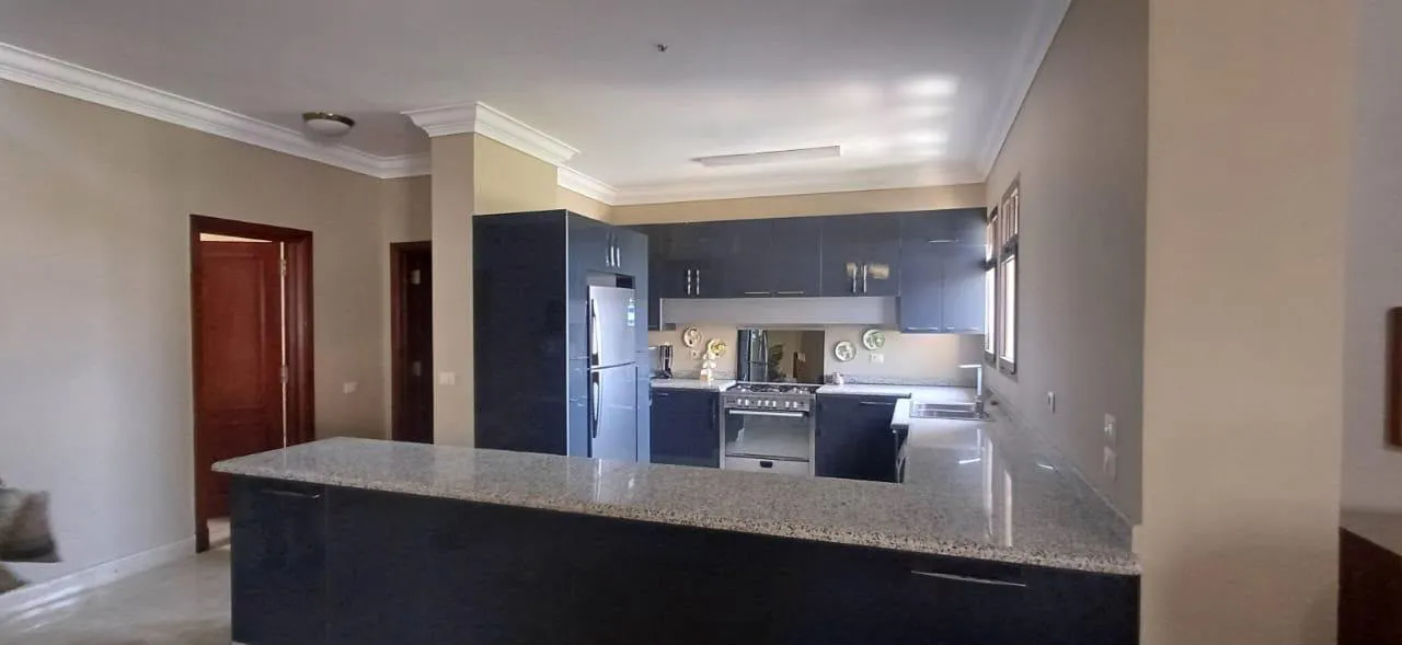 Penthouse for sale in Beverly Hills in 6th of October City of 299 m² with 4 bedrooms