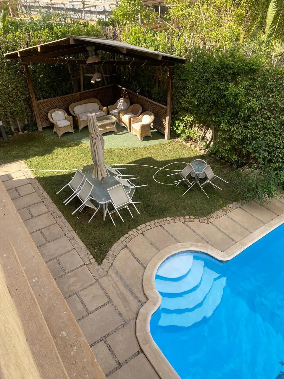 Villa for sale in El Rehab  in New Cairo of 410 m² with 4 bedrooms