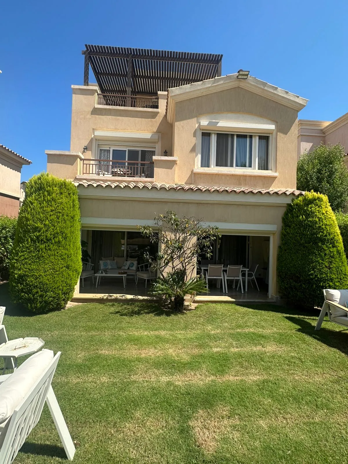 Villa for sale in Marassi in Sidi Abdel Rahman of 322 m² with 5 bedrooms
