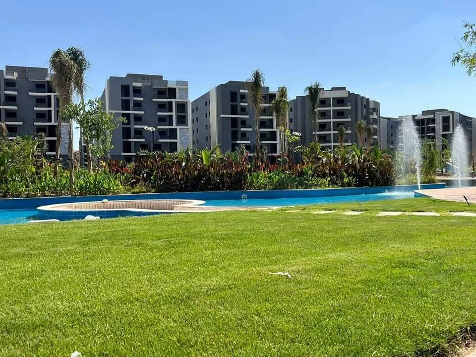Apartment for sale in Sun Capital in October Gardens of 125 m² with 2 bedrooms