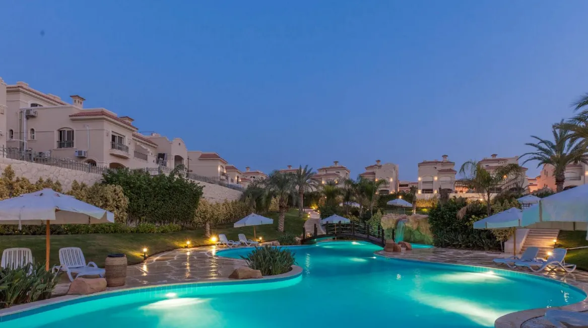 Villa for sale in El Patio 5 East in El Shorouk of 247 m² with 4 bedrooms