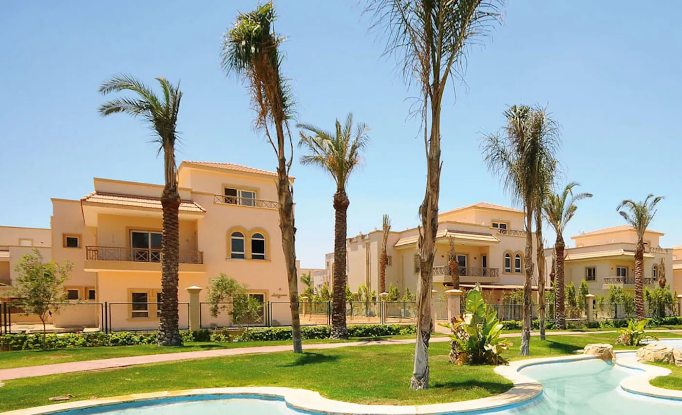 Twinhouse for sale in Greens in El Sheikh Zayed of 303 m² with 3 bedrooms