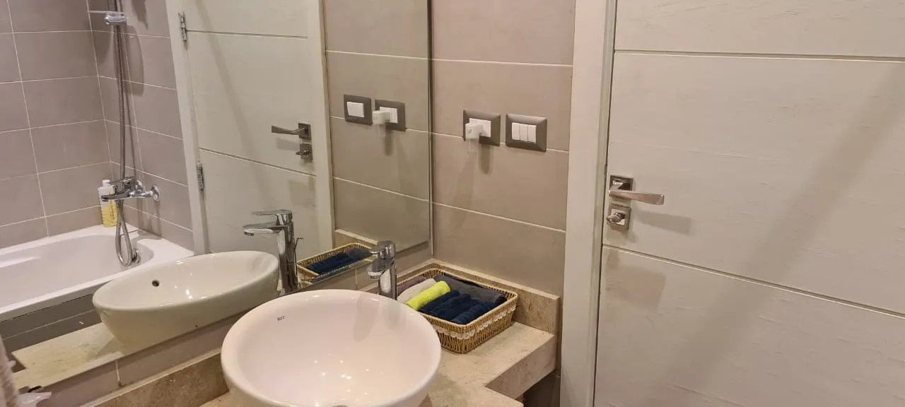 Studio for sale in The Village Gate in New Cairo of 100 m² with 1 bedrooms