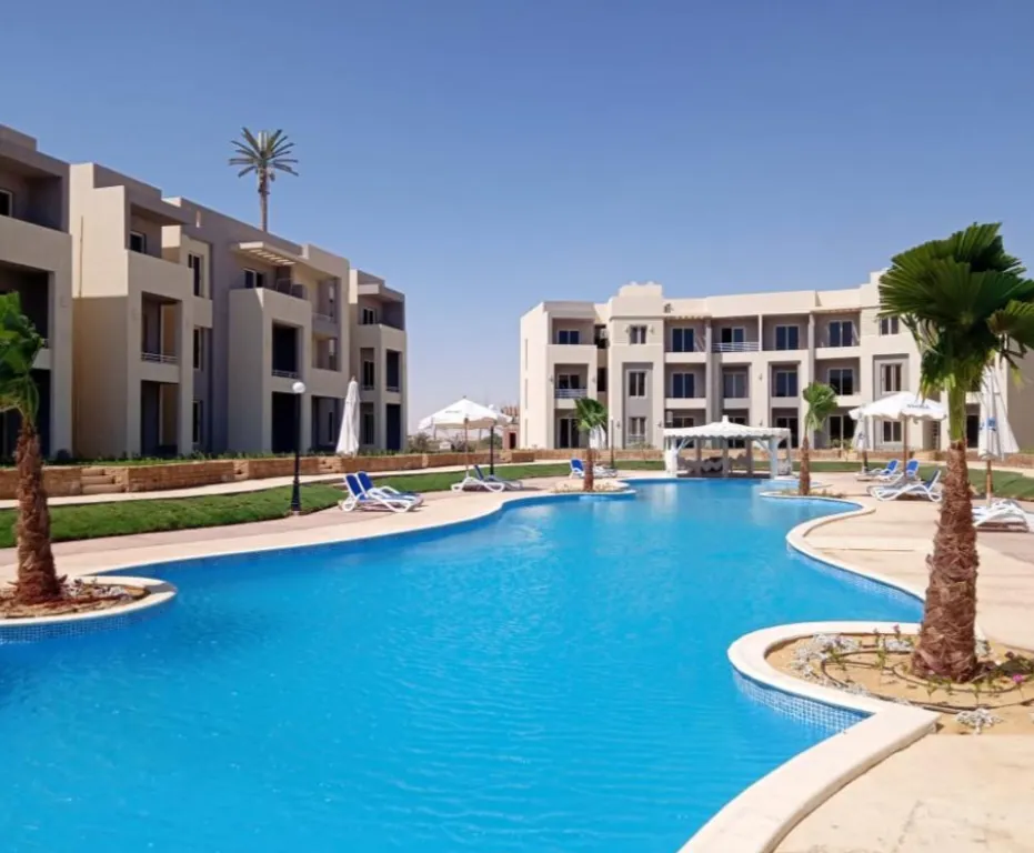 Chalet for sale in Lasirena Bay in Ras Sudr of 90 m² with 2 bedrooms