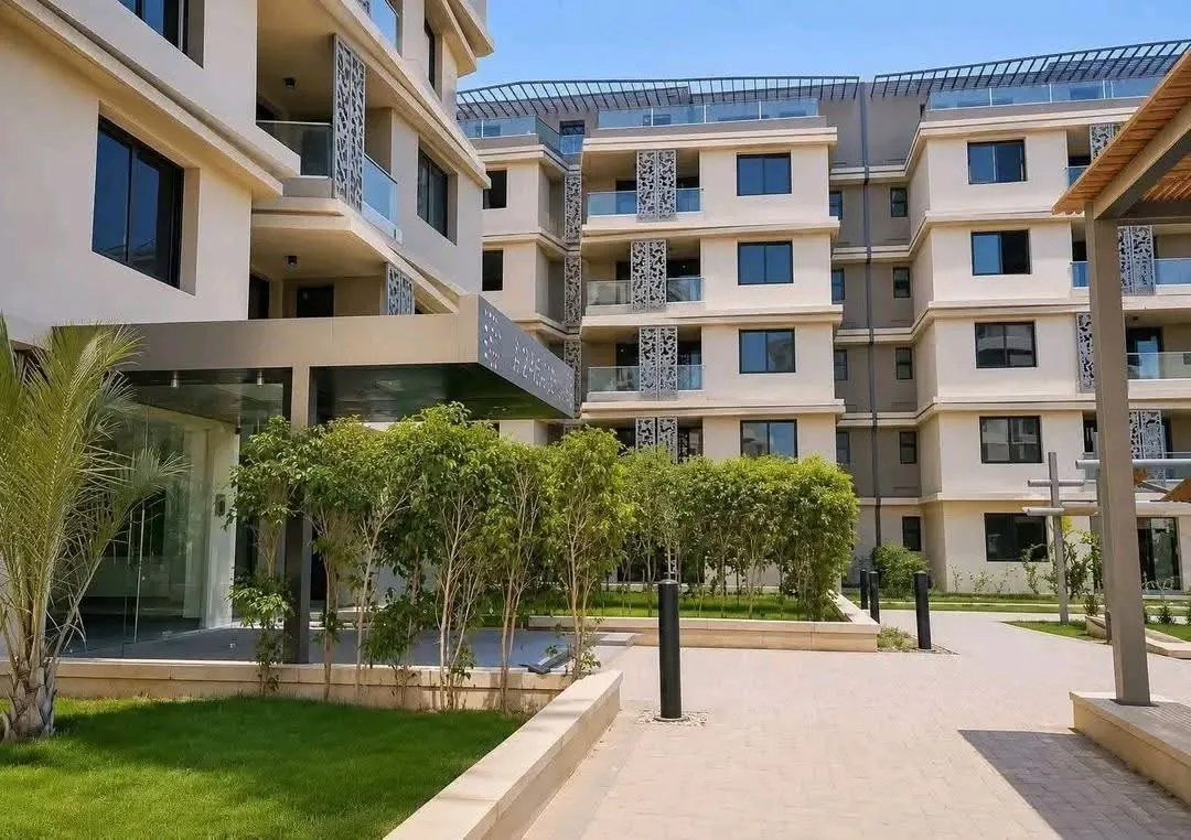 Penthouse for sale in Badya in October Gardens of 217 m² with 4 bedrooms