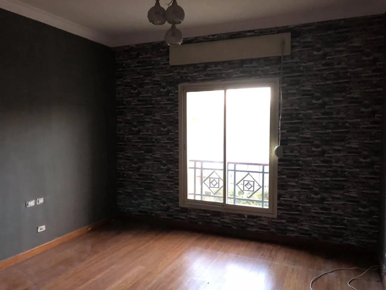 Villa for sale in Dyar Mokhabarat in New Cairo of 1300 m² with 7 bedrooms