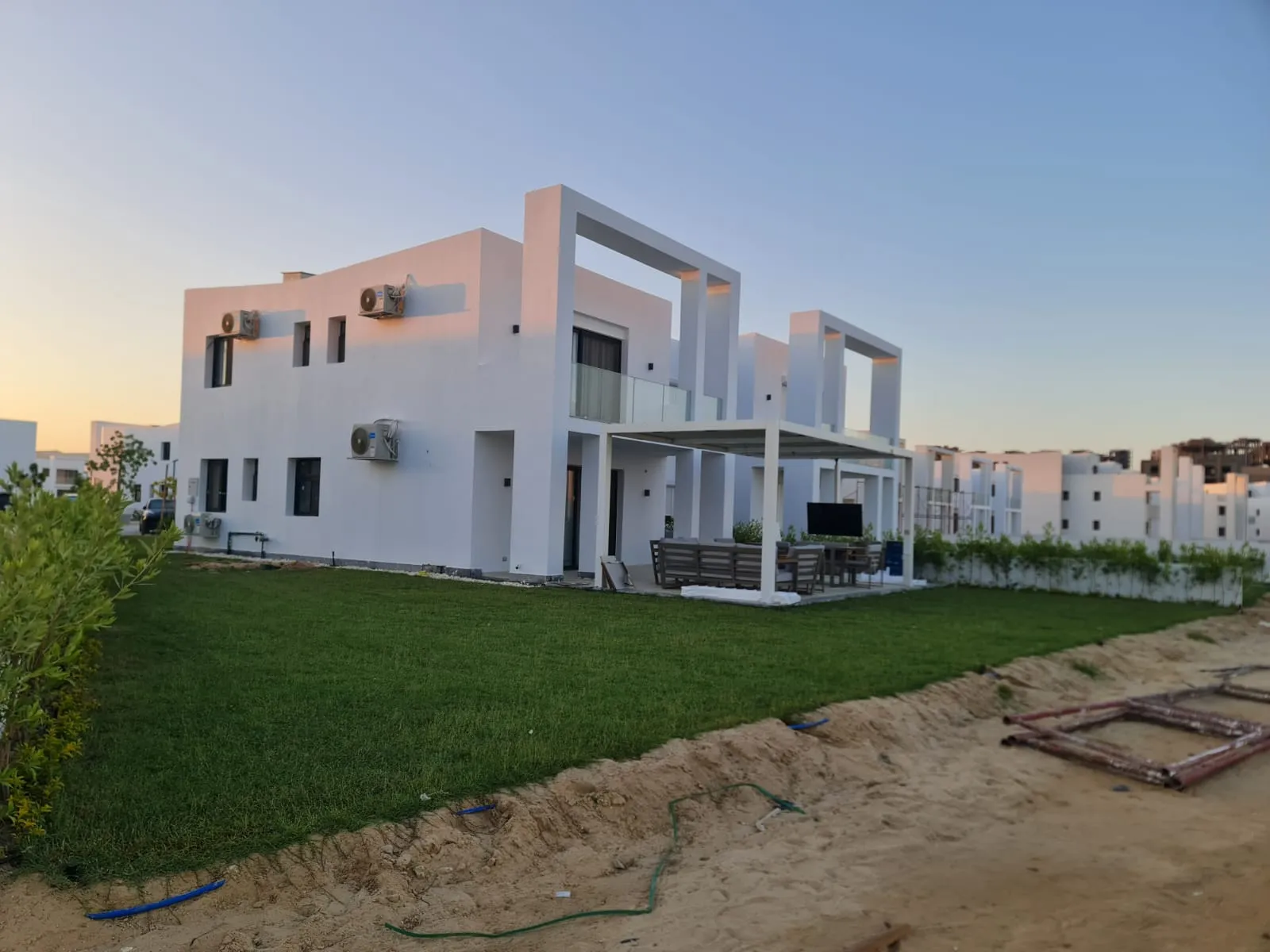 Twinhouse for sale in D-Bay in Al Dabaa of 200 m² with 4 bedrooms