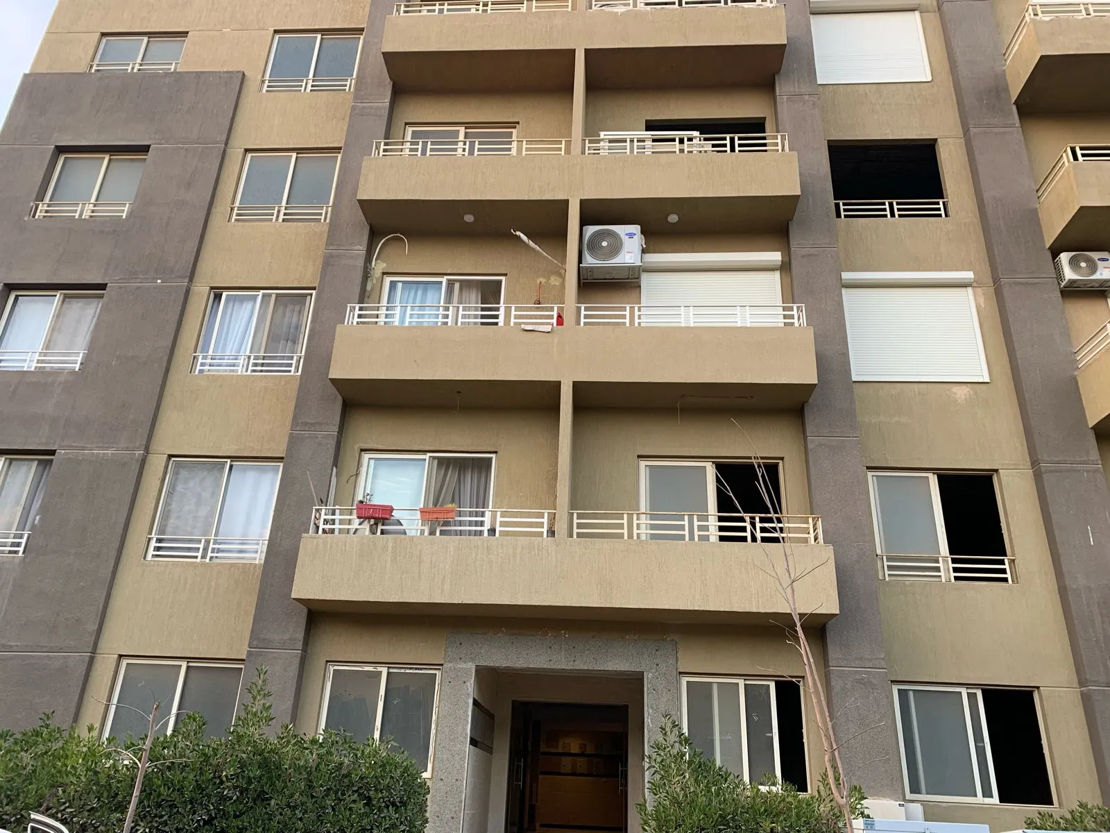 Apartment for sale in Katameya Gardens in New Cairo of 108 m² with 2 bedrooms