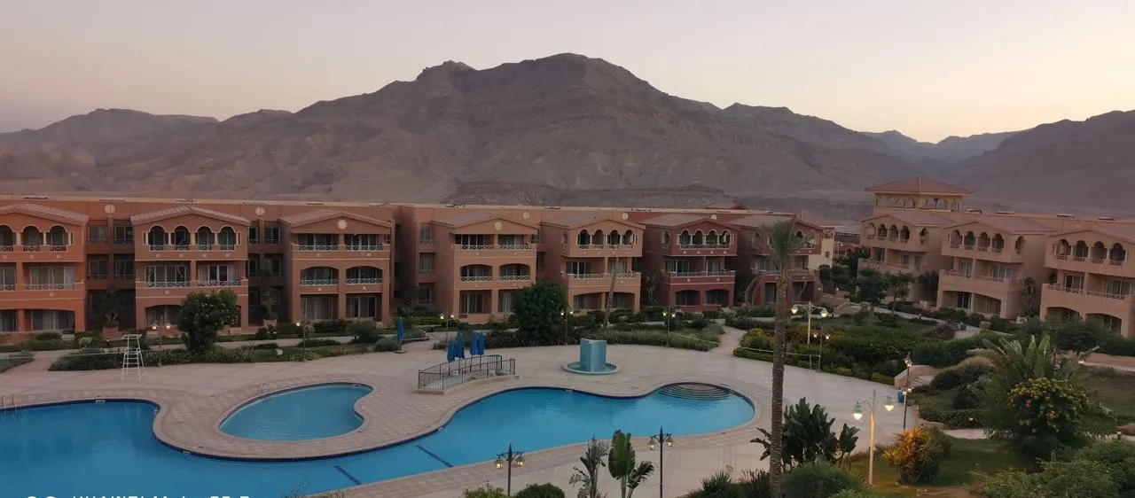 Chalet for sale in Porto Sokhna in Ain Sokhna of 110 m² with 2 bedrooms