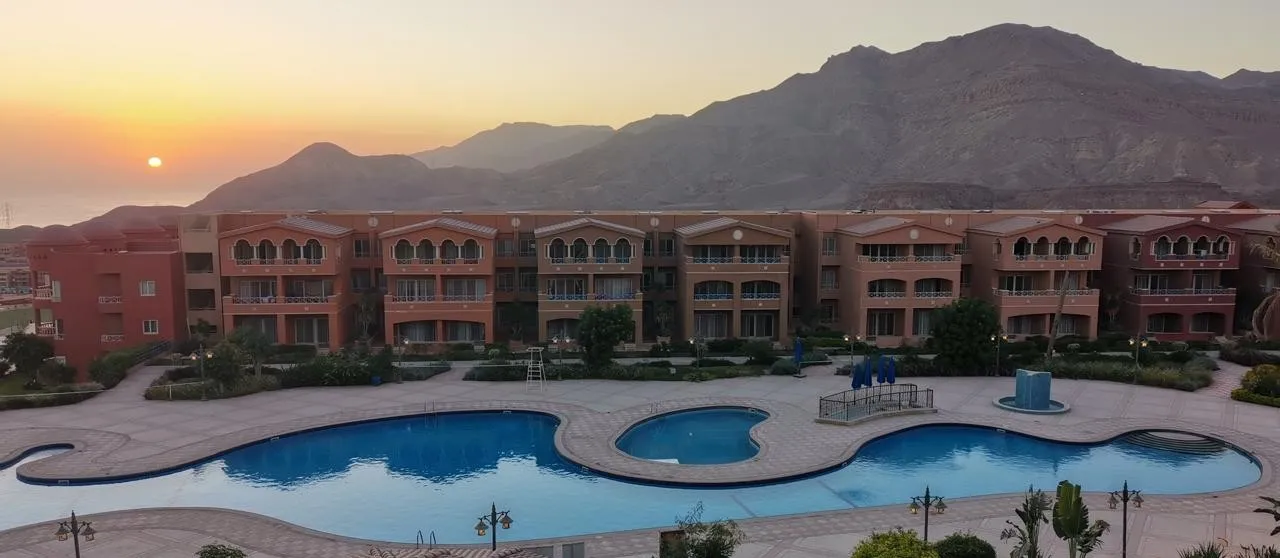 Chalet for sale in Porto Sokhna in Ain Sokhna of 110 m² with 2 bedrooms