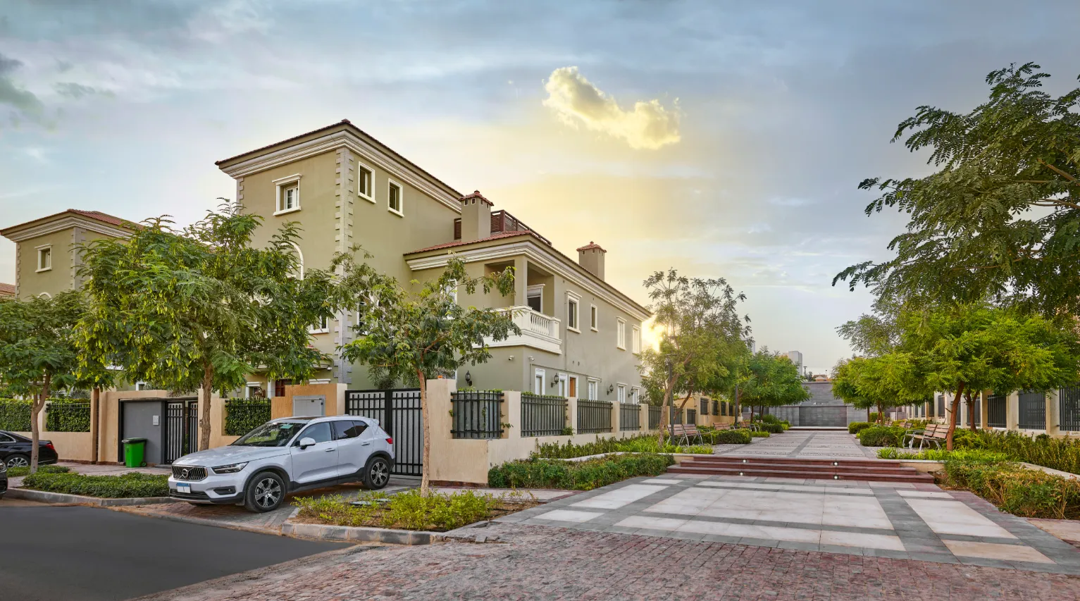Villa for sale in Cairo Festival City in New Cairo of 522 m² with 4 bedrooms