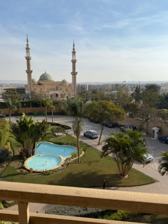 Apartment for sale in Jewar Sheikh Zayed in 6th of October City of 184 m² with 3 bedrooms