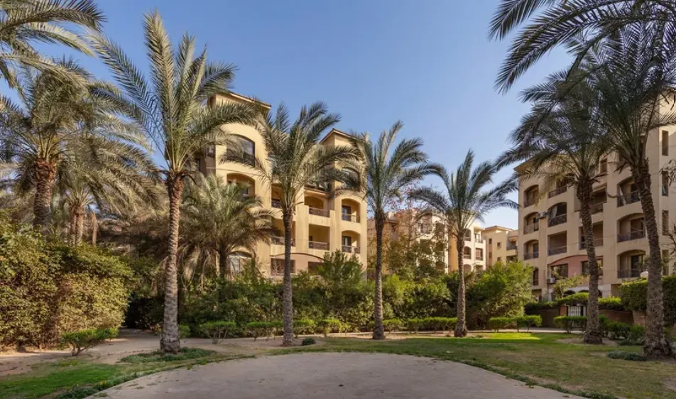 Apartment for sale in Hay El Ashgar in 6th of October City of 200 m² with 3 bedrooms