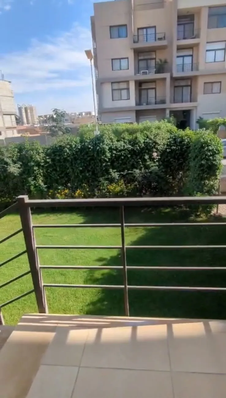 Apartment for sale in Fifth Square Al Marasem in New Cairo of 127 m² with 2 bedrooms