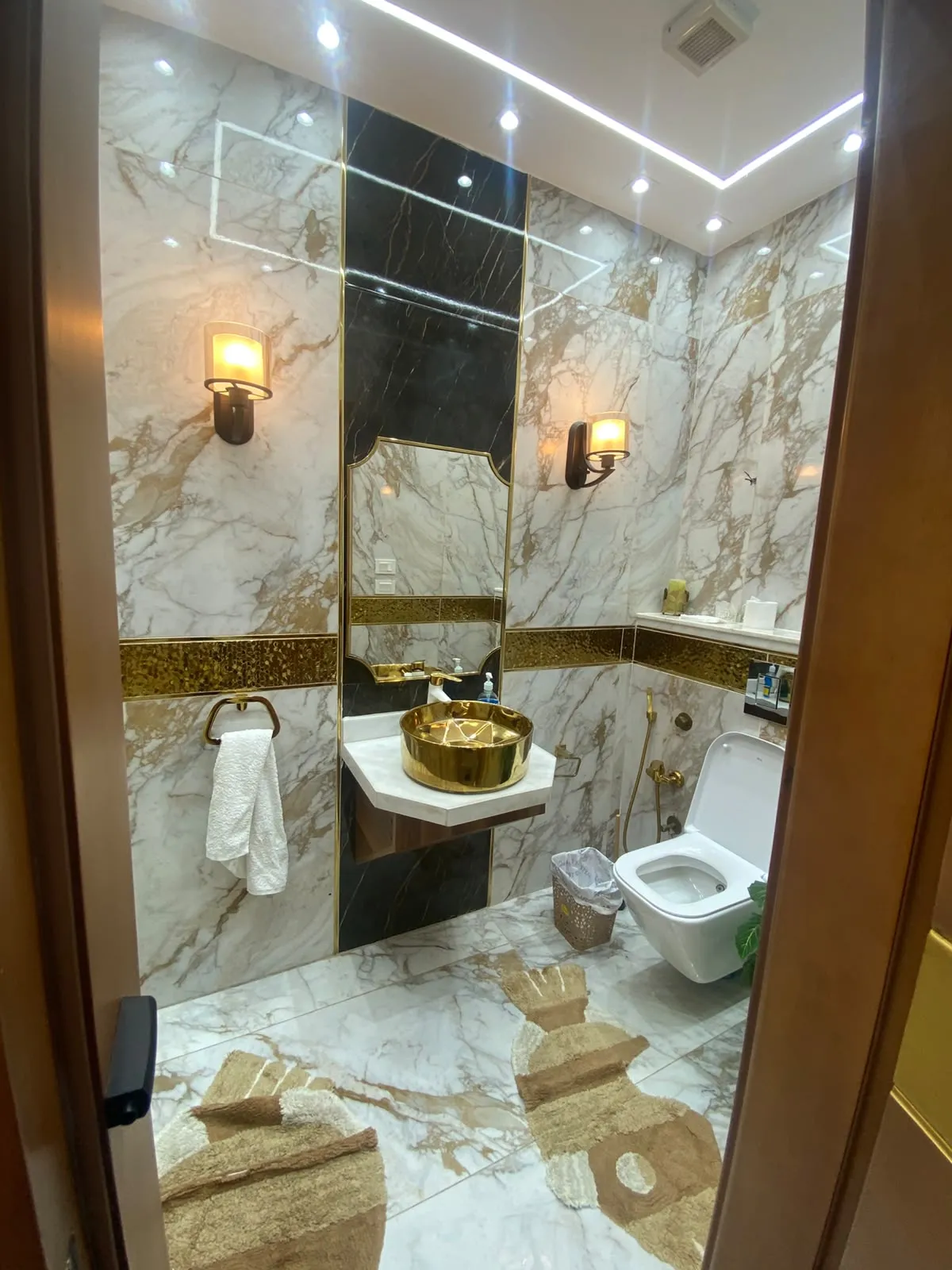 Apartment for sale in Midtown New Cairo in South Investors of 245 m² with 4 bedrooms