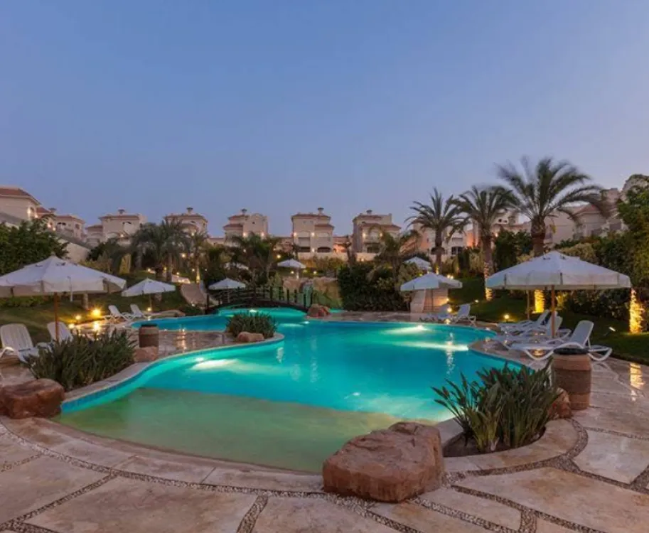 Villa for sale in El Patio 5 East in El Shorouk of 210 m² with 3 bedrooms