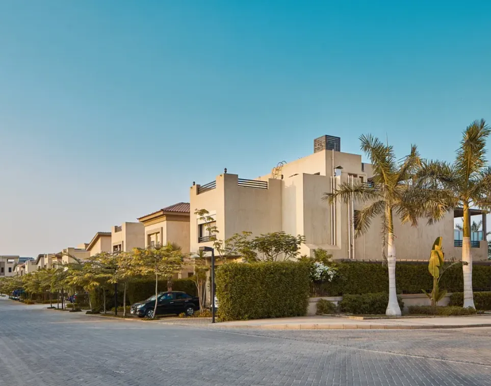 Townhouse for sale in Telal Al Guezira in El Sheikh Zayed of 280 m² with 4 bedrooms