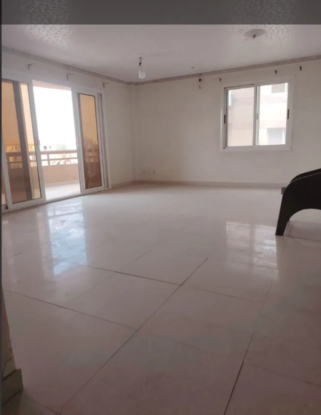 Apartment for sale in El Rehab in New Cairo of 198 m² with 3 bedrooms