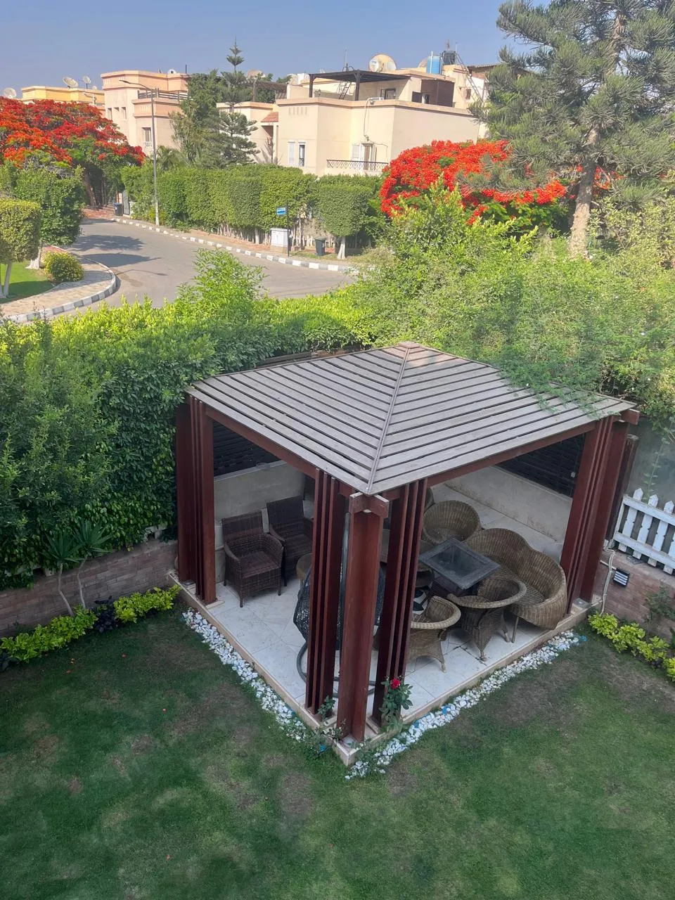 Villa for sale in El Rehab in New Cairo of 245 m² with 4 bedrooms
