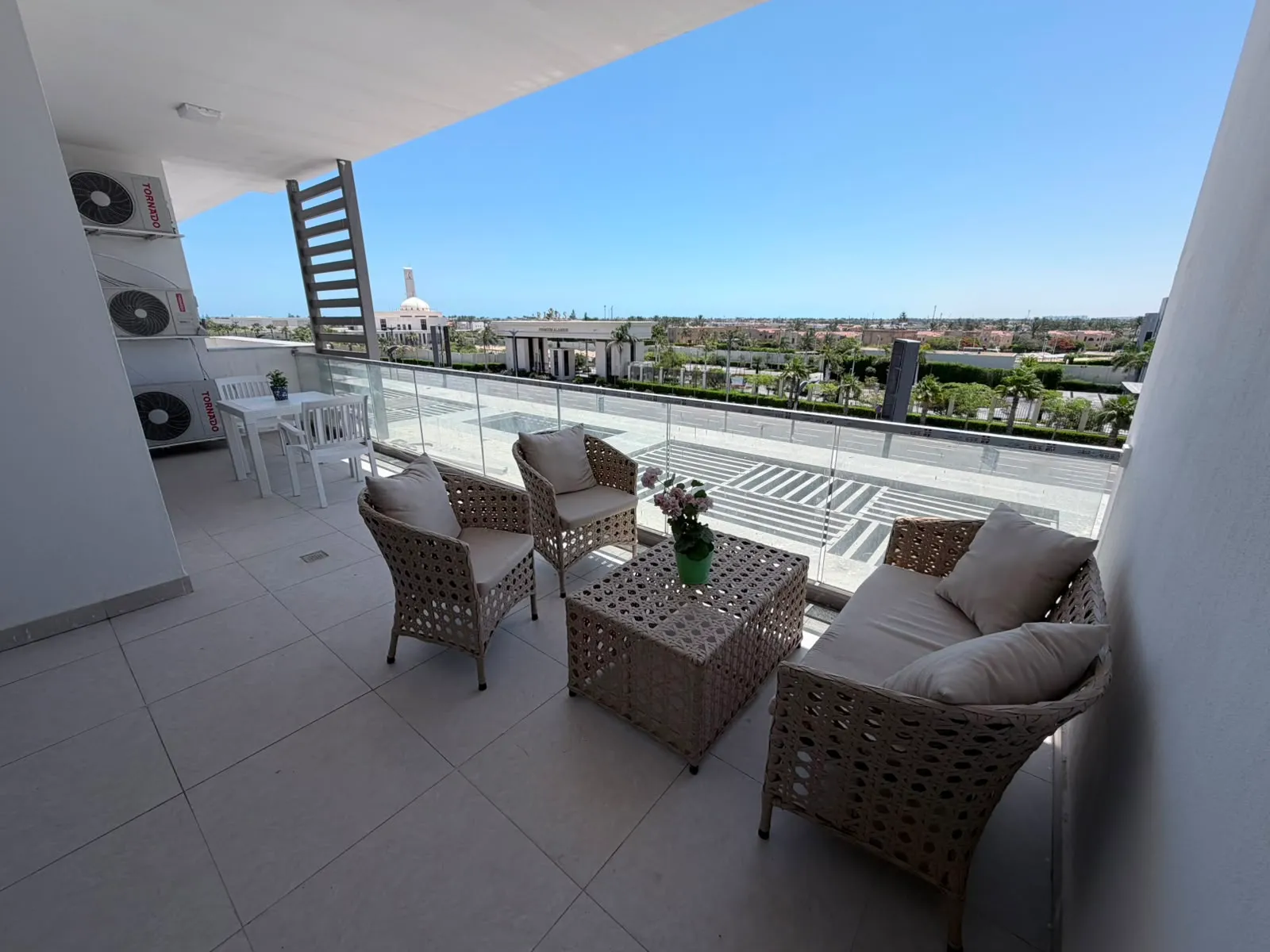 Apartment for sale in Mazarine in Al Alamein of 238 m² with 3 bedrooms