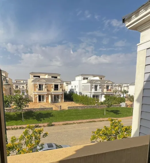 Villa for sale in Mountain View Chillout Park in Northern Expansion of 500 m² with 4 bedrooms