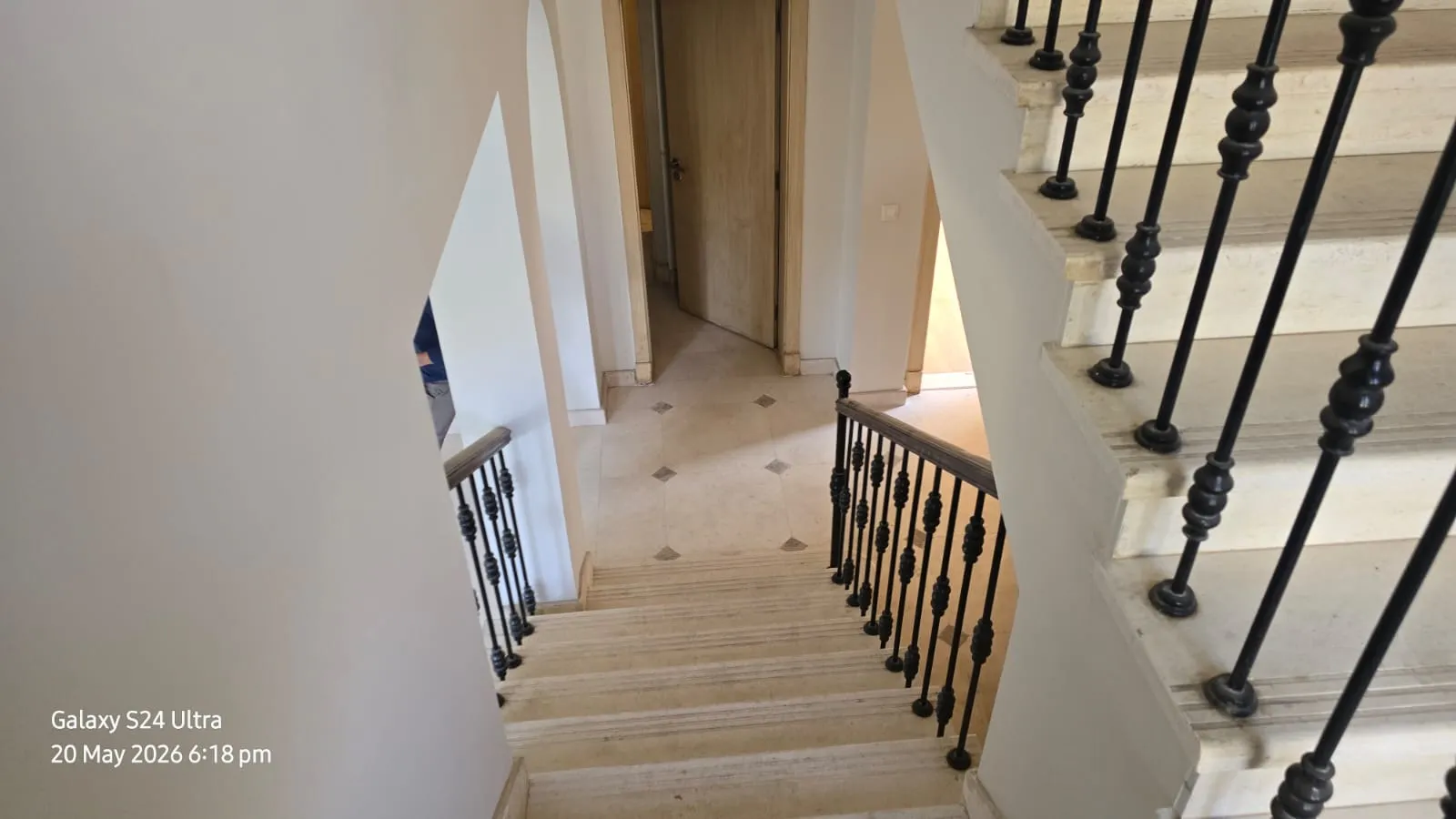Villa for sale in Uptown Cairo in Mokattam of 330 m² with 5 bedrooms