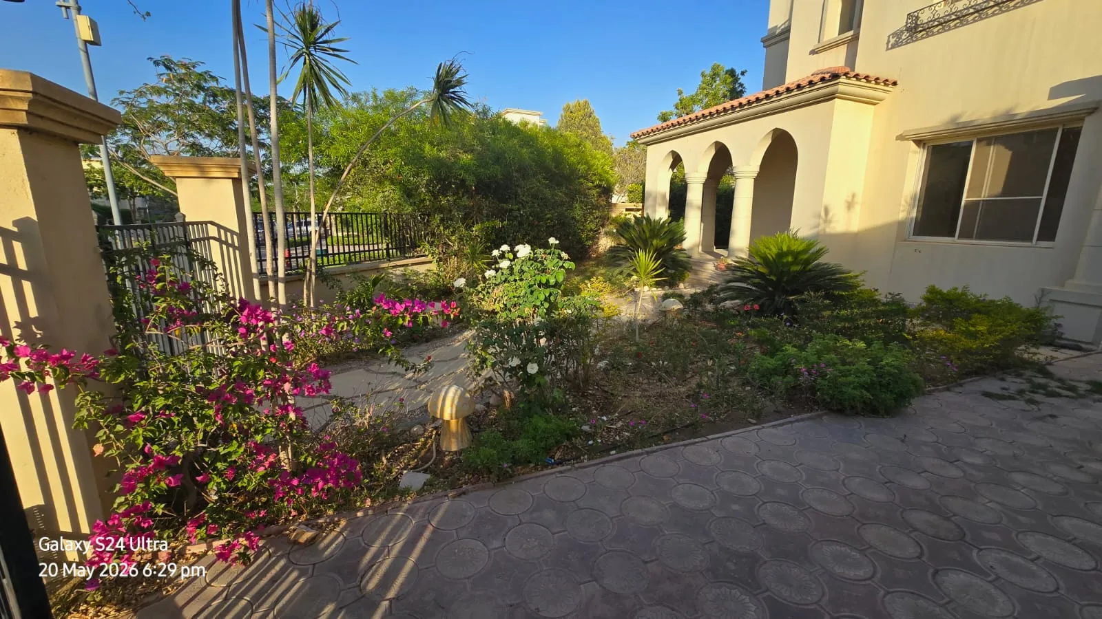 Villa for sale in Uptown Cairo in Mokattam of 330 m² with 5 bedrooms
