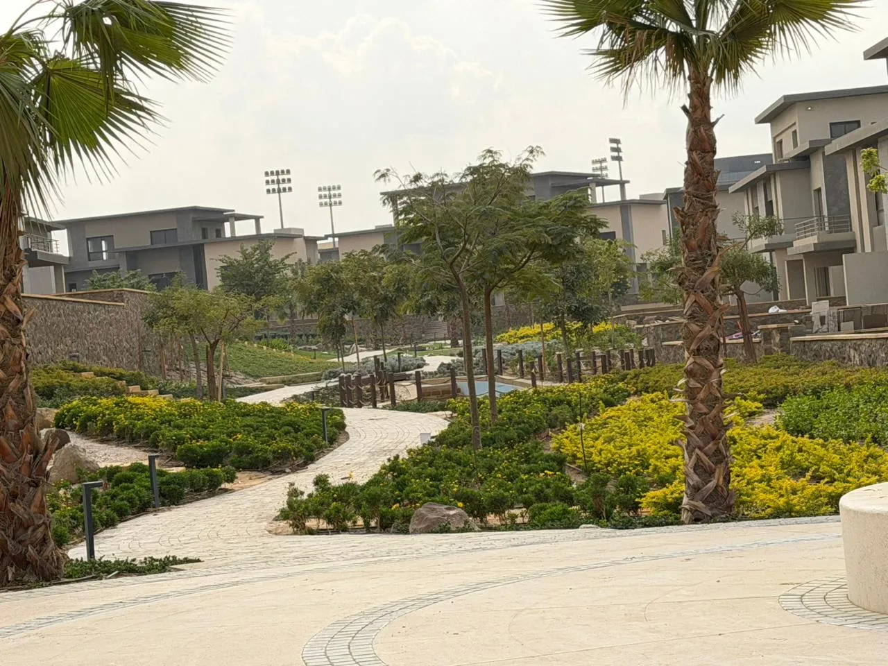 Twinhouse for sale in Swanlake Residences in New Cairo of 393 m² with 5 bedrooms