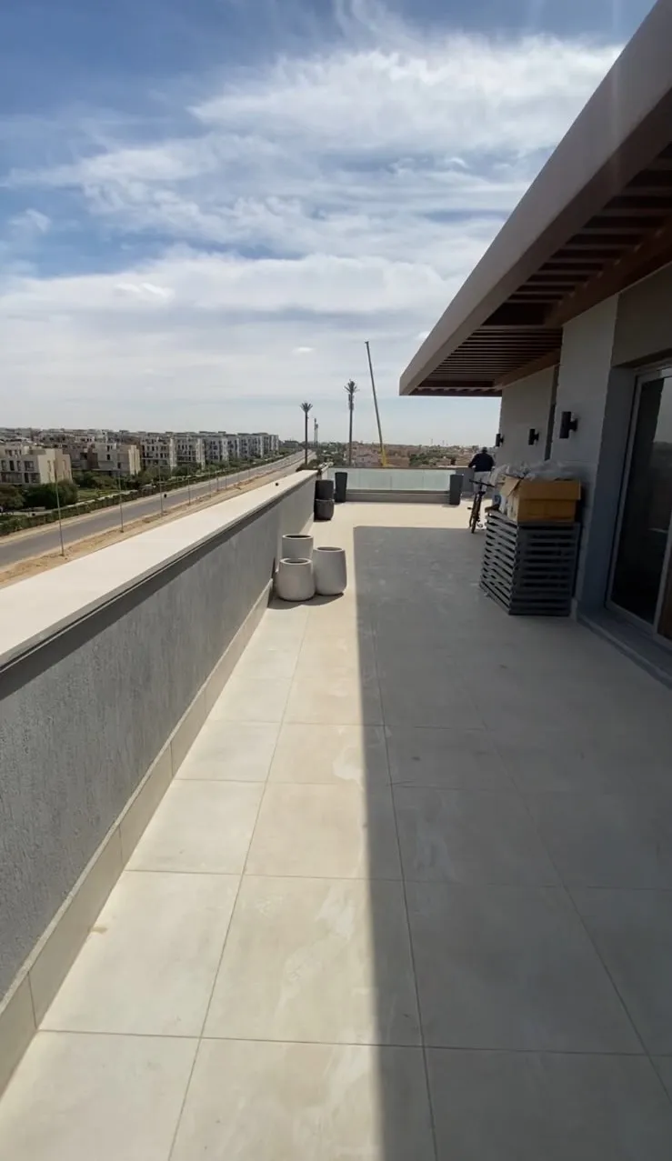Penthouse for sale in Azad Views in New Cairo of 92 m² with 2 bedrooms