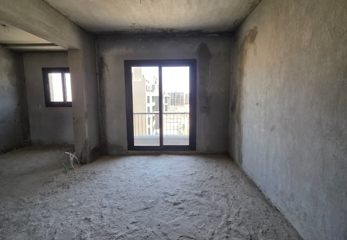 Apartment for sale in DISTRICT 5 in South New Cairo of 245 m² with 3 bedrooms