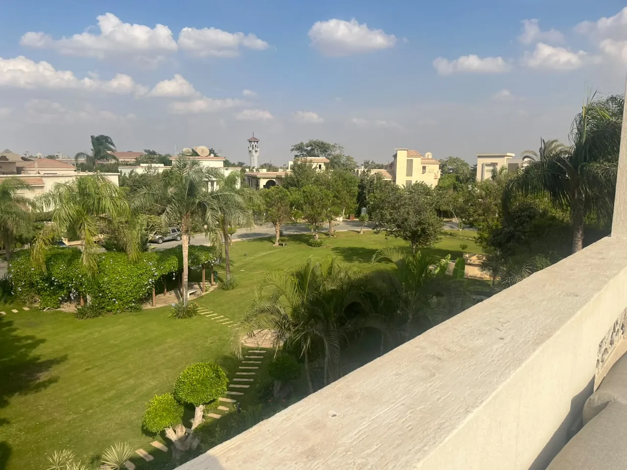 Villa for sale in Royal Hills in 6th of October City of 980 m² with 6 bedrooms