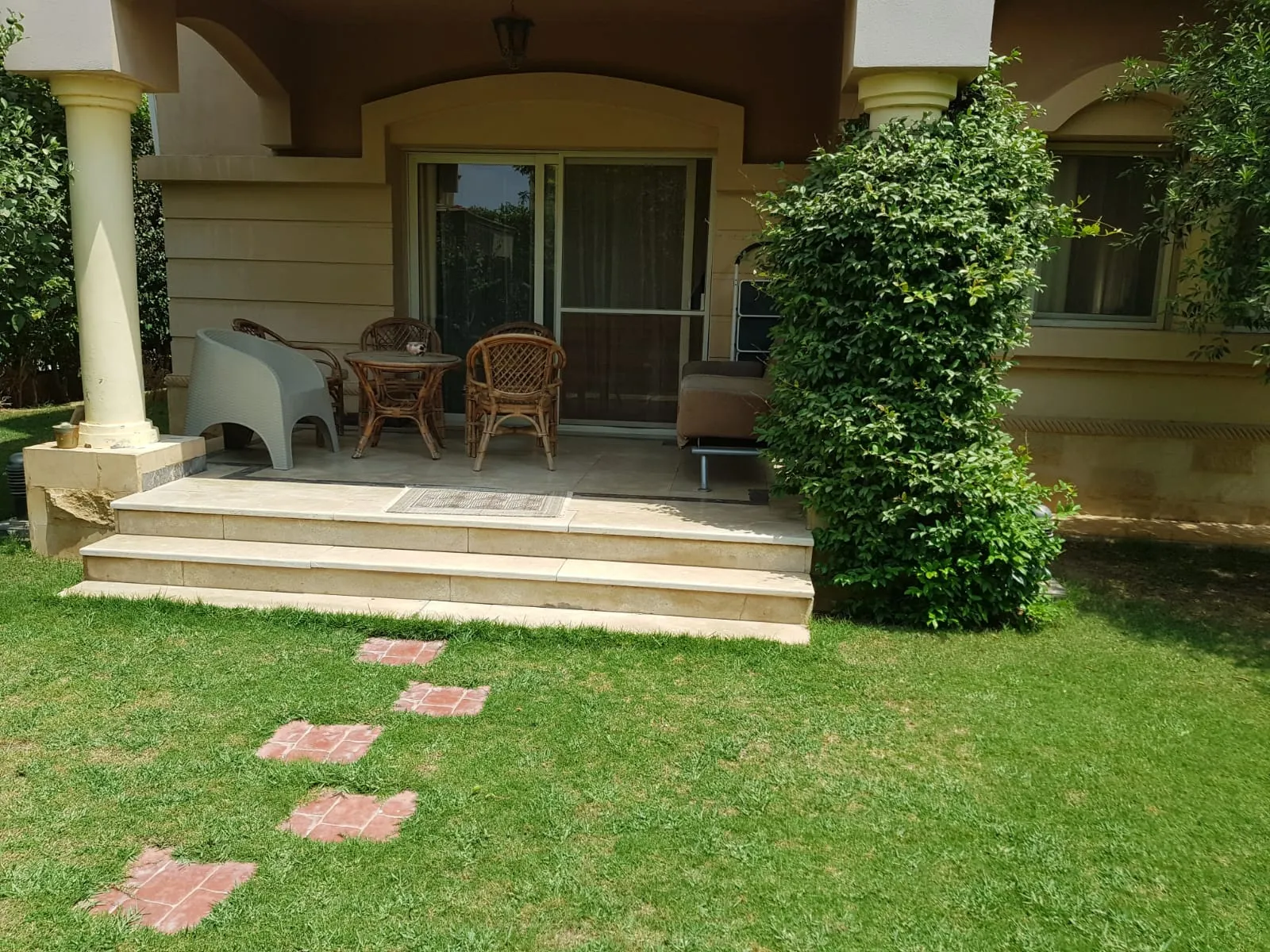 Villa for sale in Dara Gardens in 6th of October City of 370 m² with 4 bedrooms