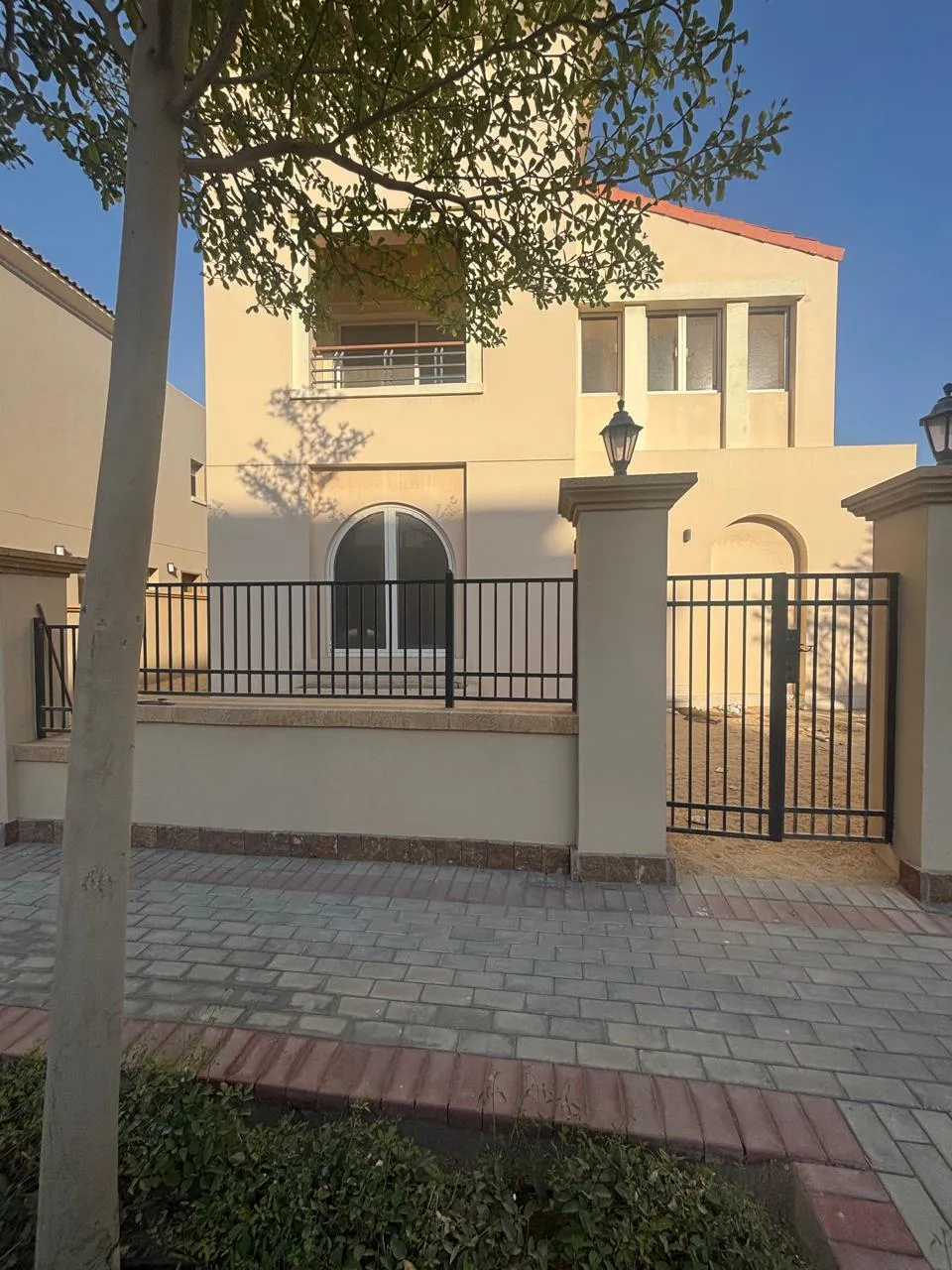 Villa for sale in Uptown Cairo in Mokattam of 472 m² with 4 bedrooms