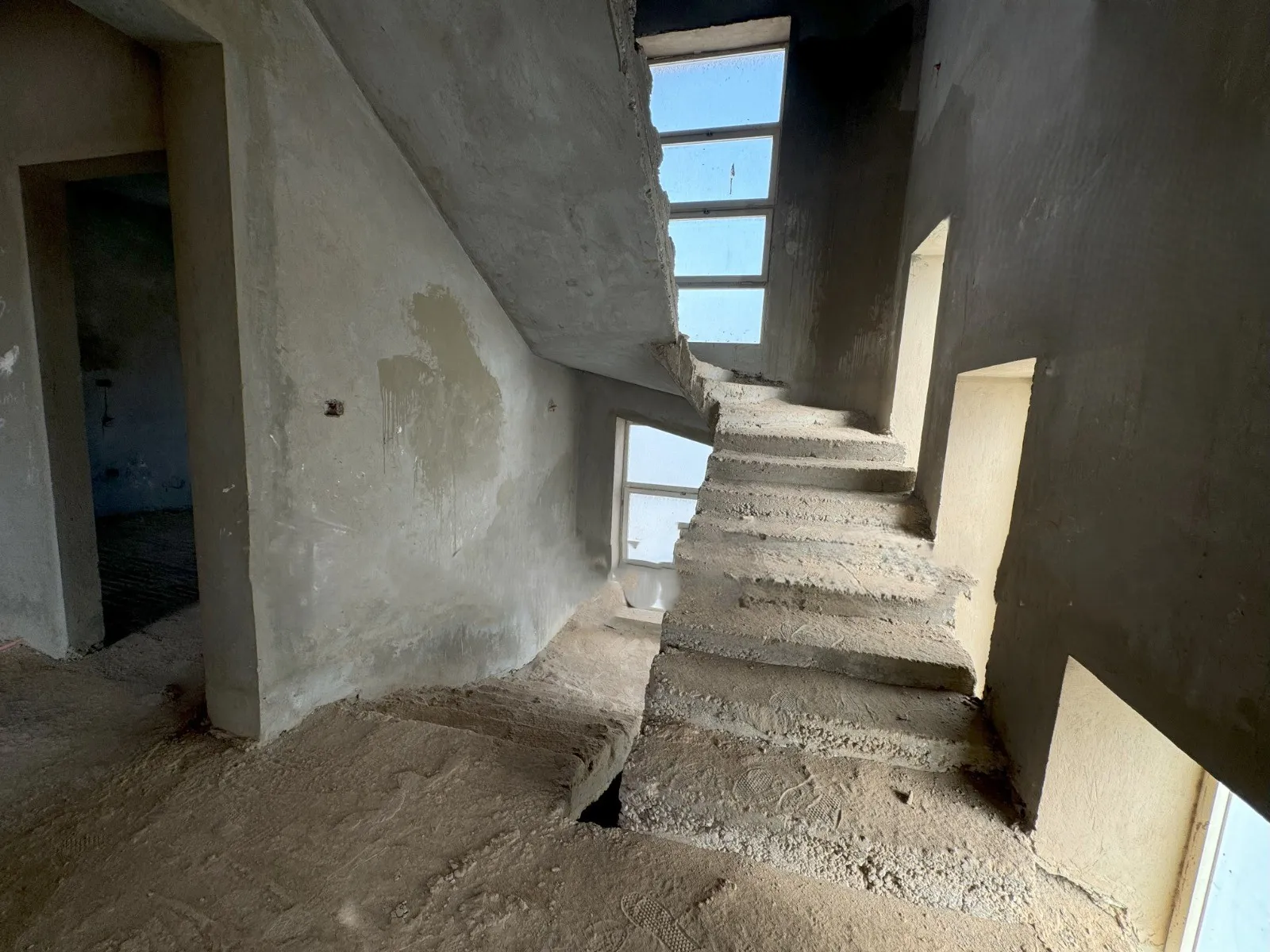 Villa for sale in Meadows Park in El Sheikh Zayed of 540 m² with 4 bedrooms