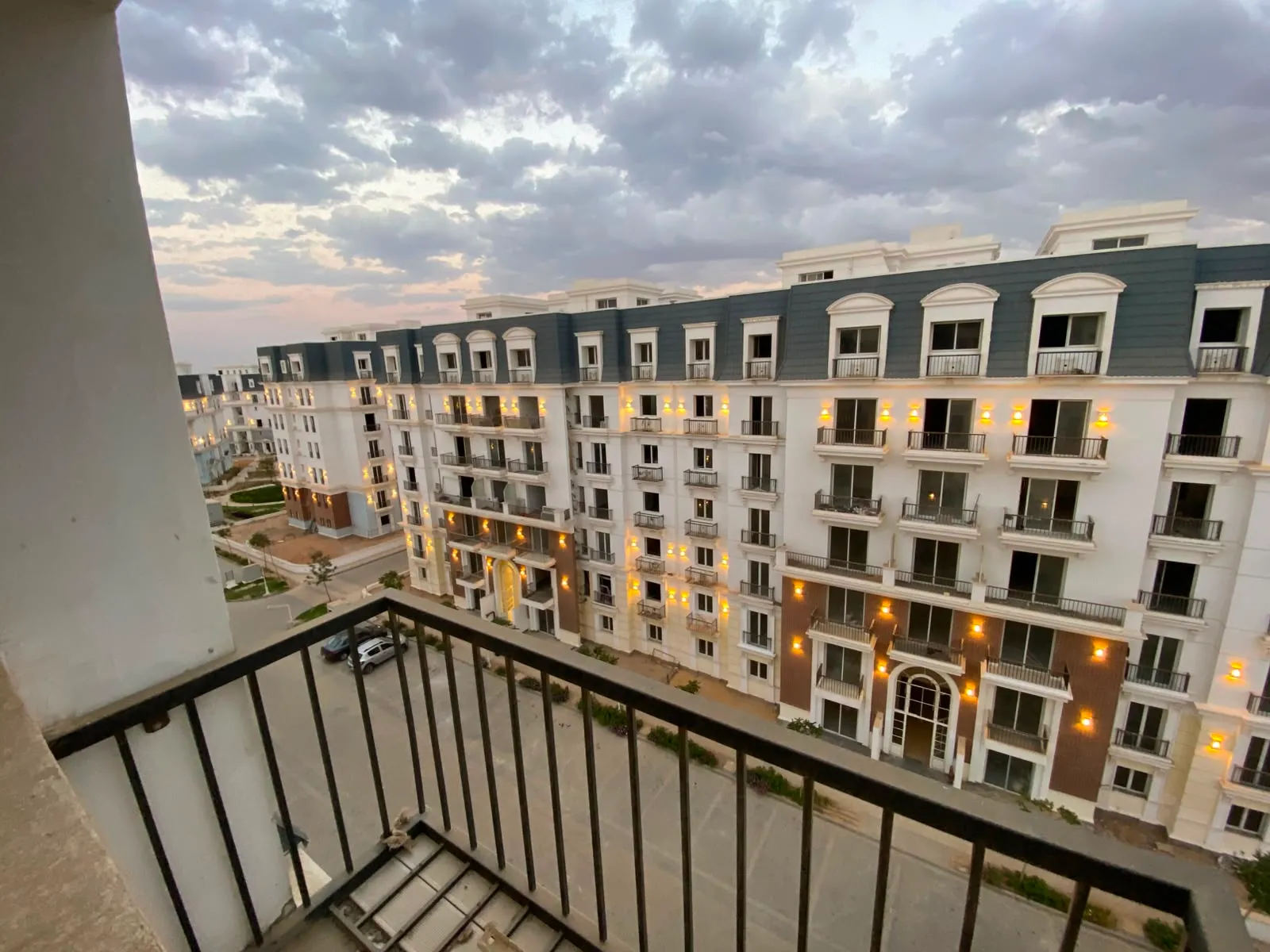 Duplex for sale in Mountain View iCity October in Northern Expansion of 140 m² with 3 bedrooms