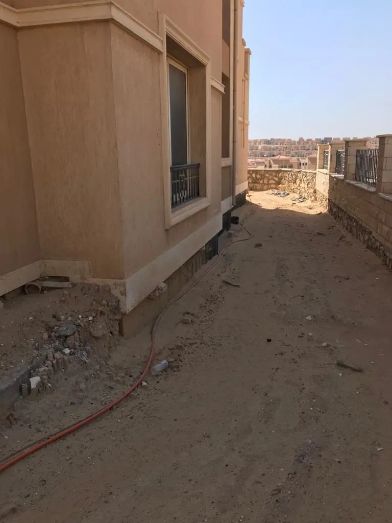  للبيع في ستون بارك في  بمساحة 0 م² تتكون من 0 غرف