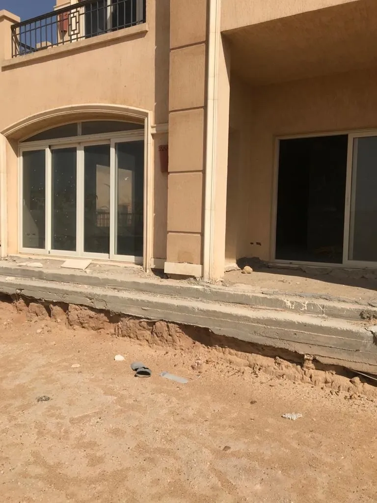  للبيع في ستون بارك في  بمساحة 0 م² تتكون من 0 غرف