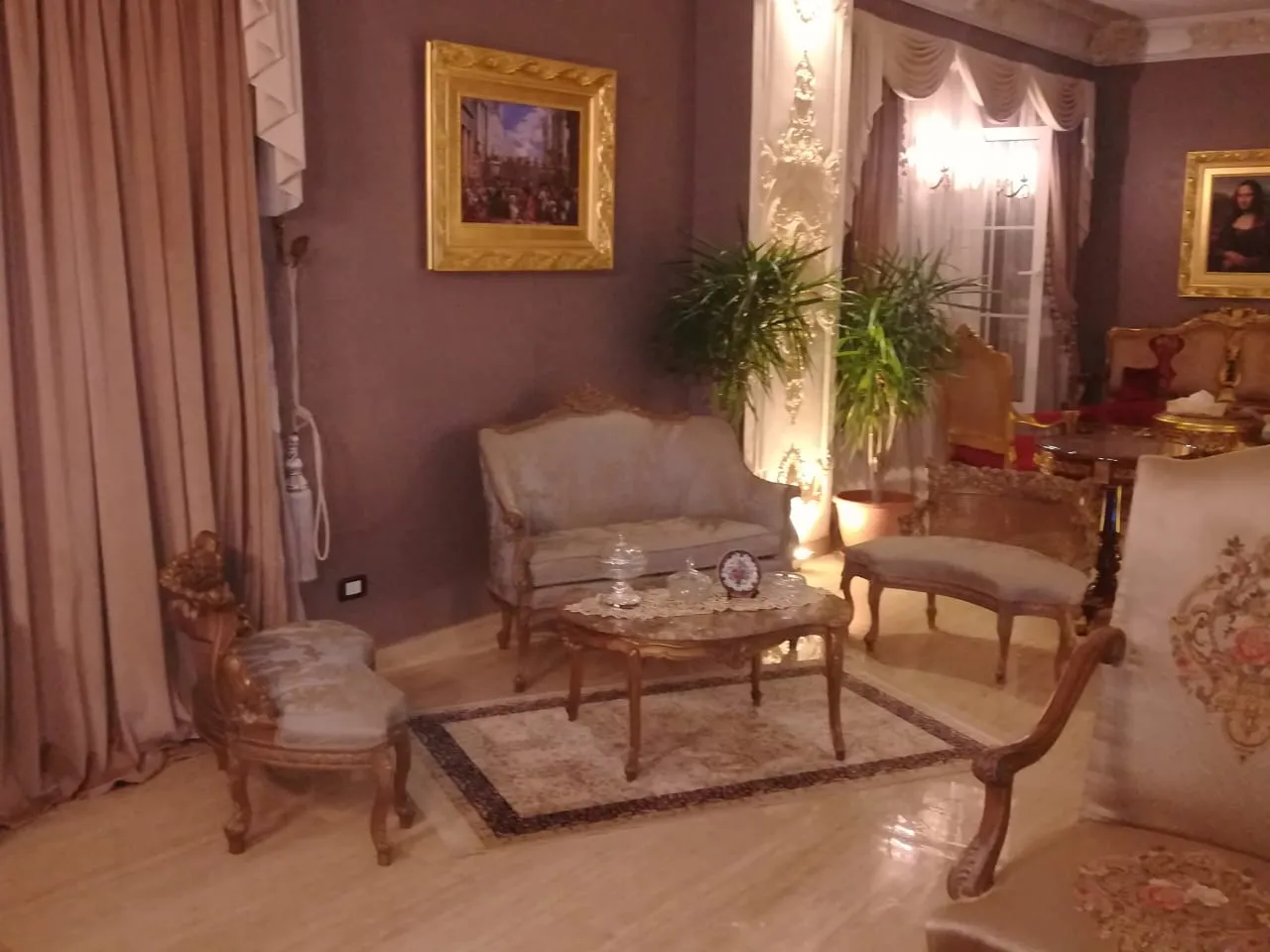 Villa for sale in Hyde Park in 6th settlement of 374 m² with 4 bedrooms